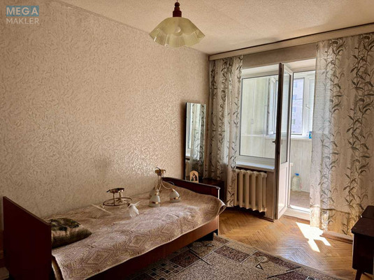 Продаж 2 кімнатної квартири (52/29/7,2), 5 пов. 9 пов. будинку, <a class="location-link" href="/kiev/" title="Недвижимость Київ">Київ</a>, <a class="location-link" href="/kiev/svyatoshinskij/" title="Недвижимость Святошинський район">Святошинський р-н</a>, Генерала Вітрука вул., 7а (изображение 6)
