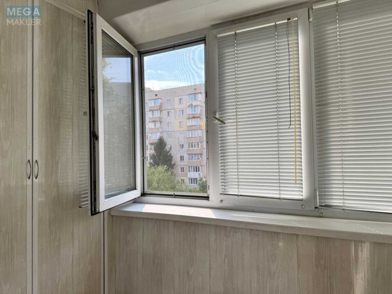Продаж 2 кімнатної квартири (52/29/7,2), 5 пов. 9 пов. будинку, <a class="location-link" href="/kiev/" title="Недвижимость Київ">Київ</a>, <a class="location-link" href="/kiev/svyatoshinskij/" title="Недвижимость Святошинський район">Святошинський р-н</a>, Генерала Вітрука вул., 7а (изображение 8)