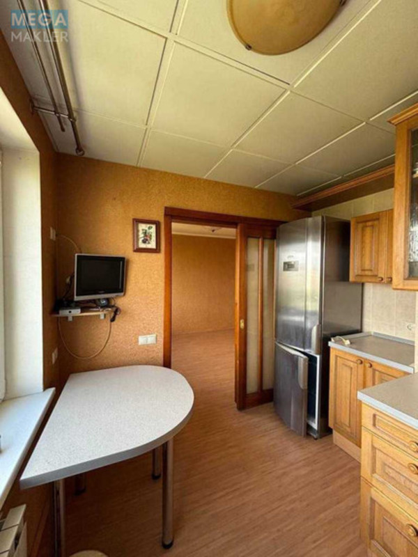 Продаж 3 кімнатної квартири (69/44/7,1), 9 пов. 9 пов. будинку, <a class="location-link" href="/kiev/" title="Недвижимость Київ">Київ</a>, <a class="location-link" href="/kiev/svyatoshinskij/" title="Недвижимость Святошинський район">Святошинський р-н</a>, Академіка Булаховського вул., 30А (изображение 4)