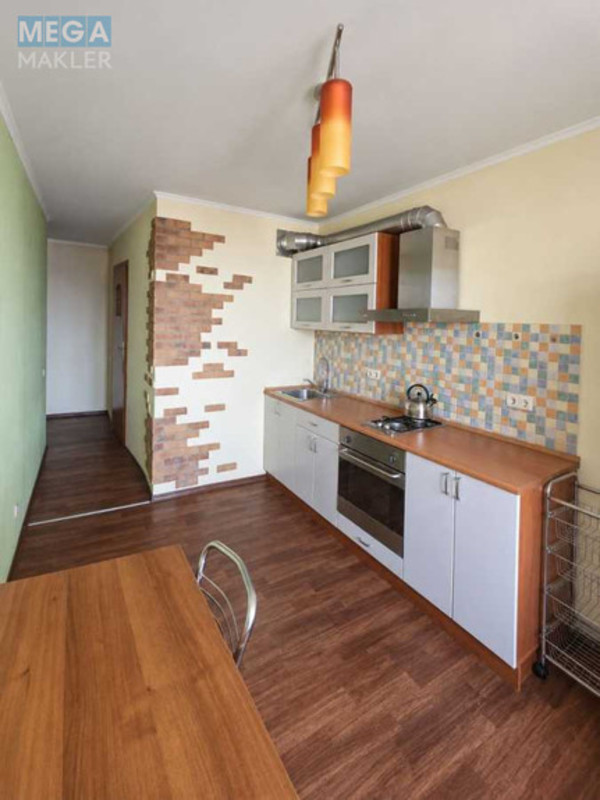 Продаж 1 кімнатної квартири (45,8/19/11), 12 пов. 12 пов. будинку, <a class="location-link" href="/kiev/" title="Недвижимость Київ">Київ</a>, <a class="location-link" href="/kiev/pecherskij/" title="Недвижимость Печерський район">Печерський р-н</a>, Чеська вул. (изображение 17)
