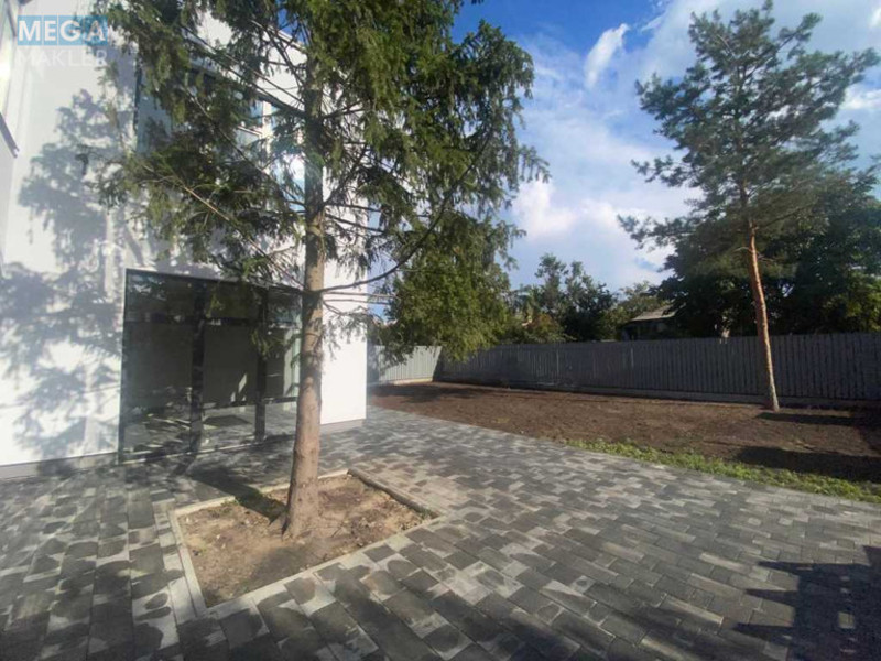 Продаж дома, 2&nbsp;поверху, 218,50&nbsp;кв.м, 4&nbsp;кімнати, ділянка 6&nbsp;соток, <a class="location-link" href="/kiev/" title="Недвижимость Київ">Київ</a>, <a class="location-link" href="/kiev/darnickij/" title="Недвижимость Дарницький район">Дарницький р-н</a>, 1-а Садова вул. (изображение 2)