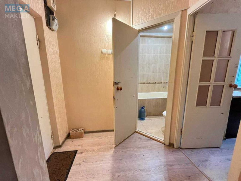 Продаж 1 кімнатної квартири (28/?/6,3), 2 пов. 5 пов. будинку, <a class="location-link" href="/kiev/" title="Недвижимость Київ">Київ</a>, <a class="location-link" href="/kiev/shevchenkovskij/" title="Недвижимость Шевченківський район">Шевченківський р-н</a>, Академіка Туполєва вул., 18А (изображение 6)