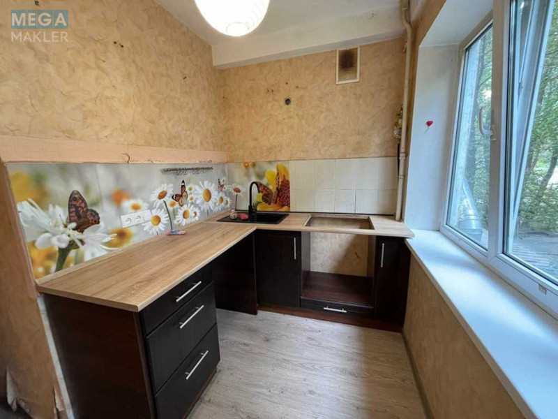 Продаж 1 кімнатної квартири (28/?/6,3), 2 пов. 5 пов. будинку, <a class="location-link" href="/kiev/" title="Недвижимость Київ">Київ</a>, <a class="location-link" href="/kiev/shevchenkovskij/" title="Недвижимость Шевченківський район">Шевченківський р-н</a>, Академіка Туполєва вул., 18А (изображение 9)
