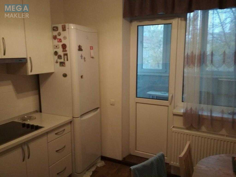 Оренда 1 кімнатної квартири, <a class="location-link" href="/kiev/" title="Недвижимость Київ">Київ</a>, <a class="location-link" href="/kiev/dneprovskij/" title="Недвижимость Дніпровський район">Дніпровський р-н</a>, Ярослава Гашека бульв., 24 (изображение 4)