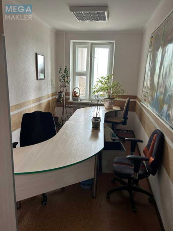 Продаж окремої будівлі/побудови, 120&nbsp;кв.м, <a class="location-link" href="/kiev/" title="Недвижимость Київ">Київ</a>, <a class="location-link" href="/kiev/pecherskij/" title="Недвижимость Печерський район">Печерський р-н</a>, Петра Болбочана вул., 4а (изображение 2)