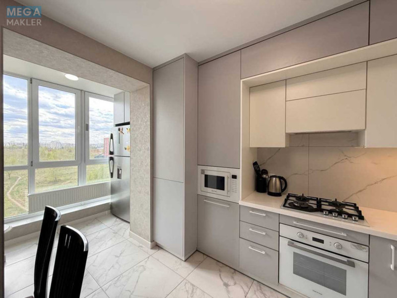 Продаж 3 кімнатної квартири (76/41/30), 4 пов. 10 пов. будинку, <a class="location-link" href="/sofievskaya-borshagovka/" title="Недвижимость Софіївська Борщагівка">Софіївська Борщагівка</a>, Героїв Небесної Сотні, 26/15 (изображение 9)