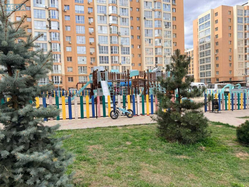 Продаж 3 кімнатної квартири (76/41/30), 4 пов. 10 пов. будинку, <a class="location-link" href="/sofievskaya-borshagovka/" title="Недвижимость Софіївська Борщагівка">Софіївська Борщагівка</a>, Героїв Небесної Сотні, 26/15 (изображение 17)
