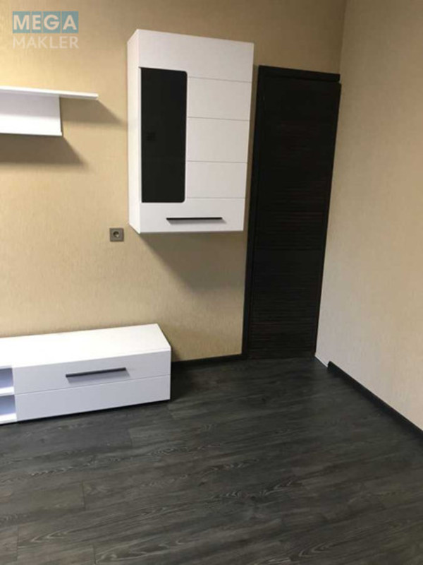 Оренда 2 кімнатної квартири, <a class="location-link" href="/kiev/" title="Недвижимость Київ">Київ</a>, <a class="location-link" href="/kiev/shevchenkovskij/" title="Недвижимость Шевченківський район">Шевченківський р-н</a>, Подвойского ул. (изображение 2)