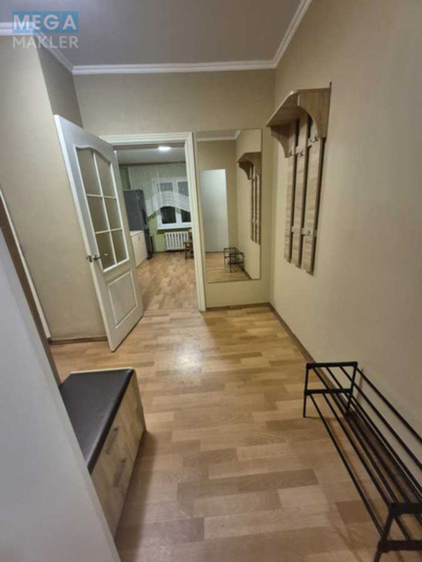 Оренда 3 кімнатної квартири, <a class="location-link" href="/kiev/" title="Недвижимость Київ">Київ</a>, <a class="location-link" href="/kiev/desnyanskij/" title="Недвижимость Деснянський район">Деснянський р-н</a>, Милославська вул., 12 (изображение 8)
