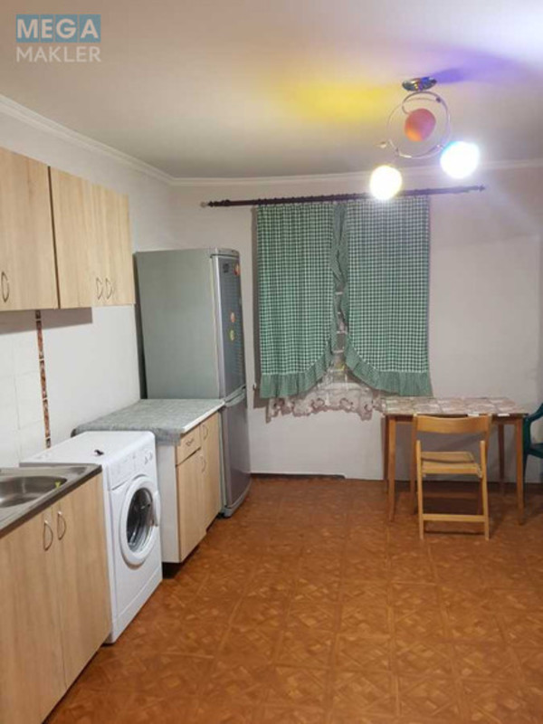 Оренда 1 кімнатної квартири, <a class="location-link" href="/odessa/" title="Недвижимость Одеса">Одеса</a>, <a class="location-link" href="/odessa/primorskij/" title="Недвижимость Приморський район">Приморський р-н</a>, Манежная, 32 (изображение 4)