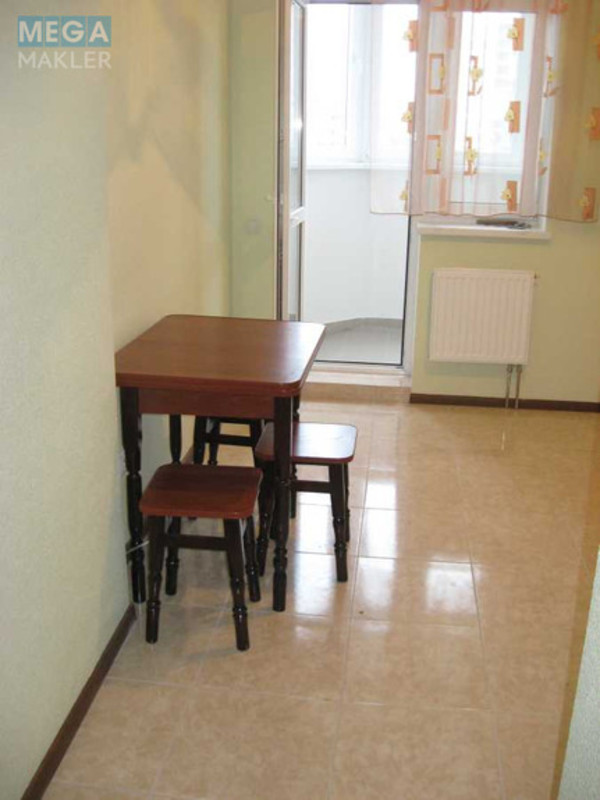 Оренда 1 кімнатної квартири, <a class="location-link" href="/kiev/" title="Недвижимость Київ">Київ</a>, <a class="location-link" href="/kiev/obolonskij/" title="Недвижимость Оболонський район">Оболонський р-н</a>, Петра Дегтяренко ул., 33 (изображение 15)