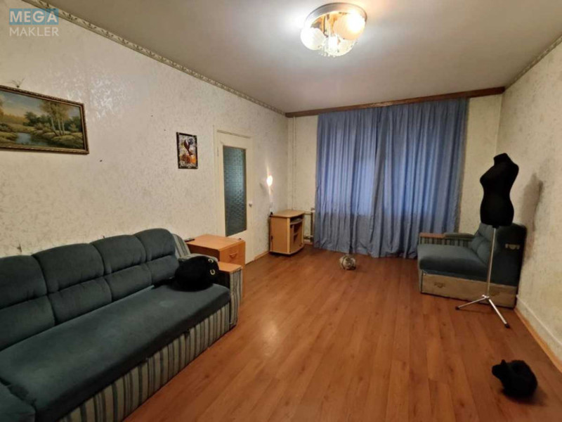 Продаж 5 кімнатної квартири (97/68/8), 1 пов. 9 пов. будинку, <a class="location-link" href="/kiev/" title="Недвижимость Київ">Київ</a>, <a class="location-link" href="/kiev/goloseevskij/" title="Недвижимость Голосіївський район">Голосіївський р-н</a>, Лятошинського вул., 8а (изображение 5)