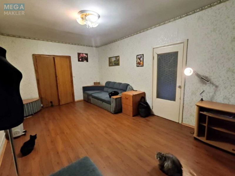 Продаж 5 кімнатної квартири (97/68/8), 1 пов. 9 пов. будинку, <a class="location-link" href="/kiev/" title="Недвижимость Київ">Київ</a>, <a class="location-link" href="/kiev/goloseevskij/" title="Недвижимость Голосіївський район">Голосіївський р-н</a>, Лятошинського вул., 8а (изображение 6)