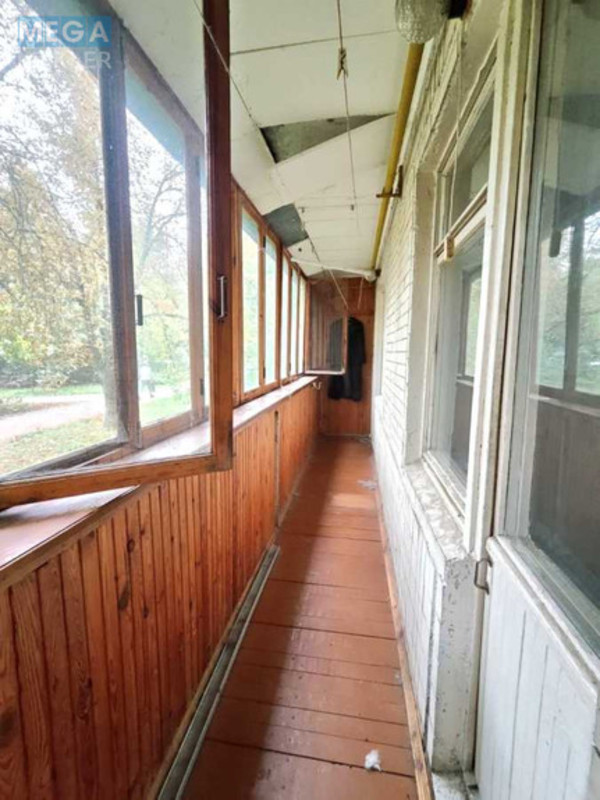 Продаж 5 кімнатної квартири (97/68/8), 1 пов. 9 пов. будинку, <a class="location-link" href="/kiev/" title="Недвижимость Київ">Київ</a>, <a class="location-link" href="/kiev/goloseevskij/" title="Недвижимость Голосіївський район">Голосіївський р-н</a>, Лятошинського вул., 8а (изображение 12)
