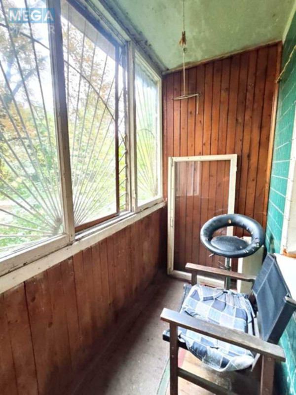 Продаж 5 кімнатної квартири (97/68/8), 1 пов. 9 пов. будинку, <a class="location-link" href="/kiev/" title="Недвижимость Київ">Київ</a>, <a class="location-link" href="/kiev/goloseevskij/" title="Недвижимость Голосіївський район">Голосіївський р-н</a>, Лятошинського вул., 8а (изображение 14)
