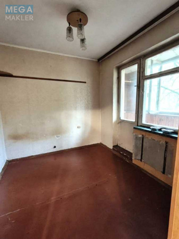 Продаж 5 кімнатної квартири (97/68/8), 1 пов. 9 пов. будинку, <a class="location-link" href="/kiev/" title="Недвижимость Київ">Київ</a>, <a class="location-link" href="/kiev/goloseevskij/" title="Недвижимость Голосіївський район">Голосіївський р-н</a>, Лятошинського вул., 8а (изображение 16)