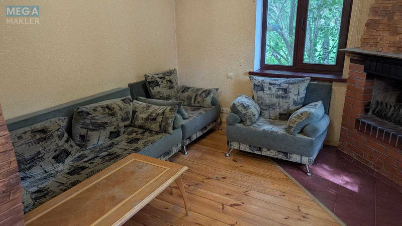 Продаж дома, 2&nbsp;поверху, 96&nbsp;кв.м, 3&nbsp;кімнати, ділянка 5&nbsp;соток, <a class="location-link" href="/kiev/" title="Недвижимость Київ">Київ</a>, <a class="location-link" href="/kiev/desnyanskij/" title="Недвижимость Деснянський район">Деснянський р-н</a>, Петровського вул., 2 (изображение 4)