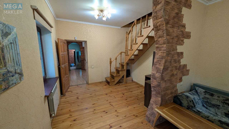 Продаж дома, 2&nbsp;поверху, 96&nbsp;кв.м, 3&nbsp;кімнати, ділянка 5&nbsp;соток, <a class="location-link" href="/kiev/" title="Недвижимость Київ">Київ</a>, <a class="location-link" href="/kiev/desnyanskij/" title="Недвижимость Деснянський район">Деснянський р-н</a>, Петровського вул., 2 (изображение 5)