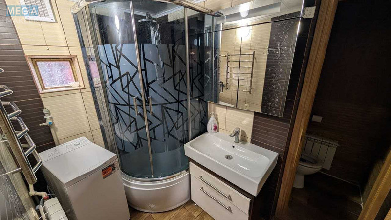 Продаж дома, 2&nbsp;поверху, 96&nbsp;кв.м, 3&nbsp;кімнати, ділянка 5&nbsp;соток, <a class="location-link" href="/kiev/" title="Недвижимость Київ">Київ</a>, <a class="location-link" href="/kiev/desnyanskij/" title="Недвижимость Деснянський район">Деснянський р-н</a>, Петровського вул., 2 (изображение 8)