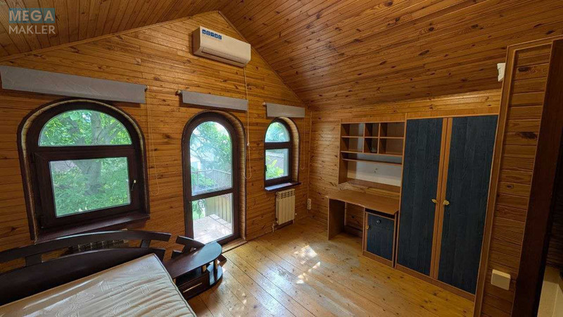 Продаж дома, 2&nbsp;поверху, 96&nbsp;кв.м, 3&nbsp;кімнати, ділянка 5&nbsp;соток, <a class="location-link" href="/kiev/" title="Недвижимость Київ">Київ</a>, <a class="location-link" href="/kiev/desnyanskij/" title="Недвижимость Деснянський район">Деснянський р-н</a>, Петровського вул., 2 (изображение 9)