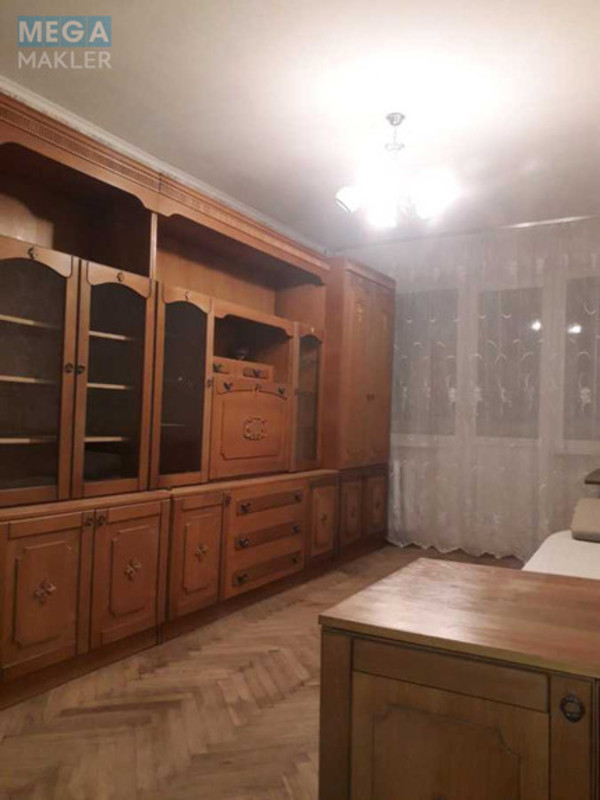 Оренда 2 кімнатної квартири, <a class="location-link" href="/kiev/" title="Недвижимость Київ">Київ</a>, <a class="location-link" href="/kiev/solomenskij/" title="Недвижимость Солом'янський район">Солом'янський р-н</a>, Миколи Василенка вул., 14 (изображение 2)