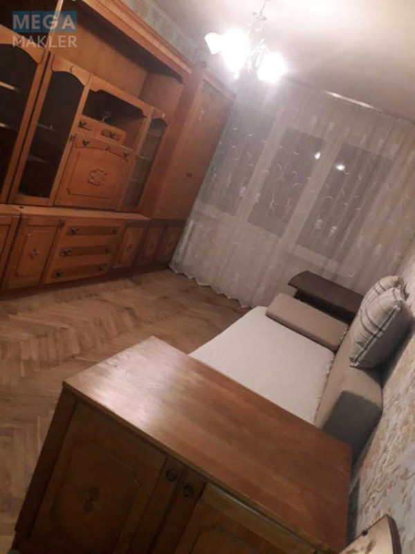 Оренда 2 кімнатної квартири, <a class="location-link" href="/kiev/" title="Недвижимость Київ">Київ</a>, <a class="location-link" href="/kiev/solomenskij/" title="Недвижимость Солом'янський район">Солом'янський р-н</a>, Миколи Василенка вул., 14 (изображение 3)