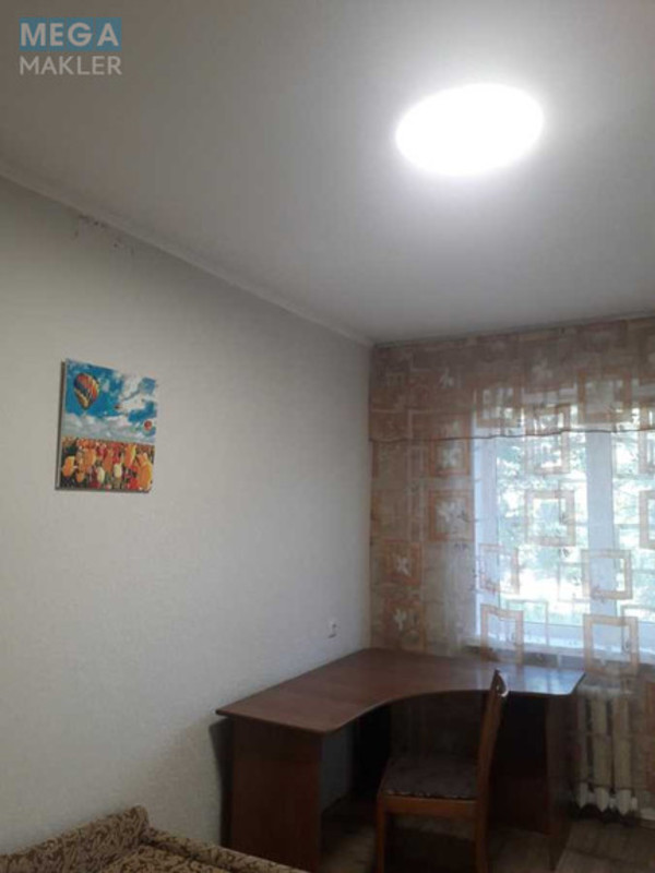 Оренда 2 кімнатної квартири, <a class="location-link" href="/kiev/" title="Недвижимость Київ">Київ</a>, <a class="location-link" href="/kiev/solomenskij/" title="Недвижимость Солом'янський район">Солом'янський р-н</a>, Миколи Василенка вул., 14 (изображение 6)