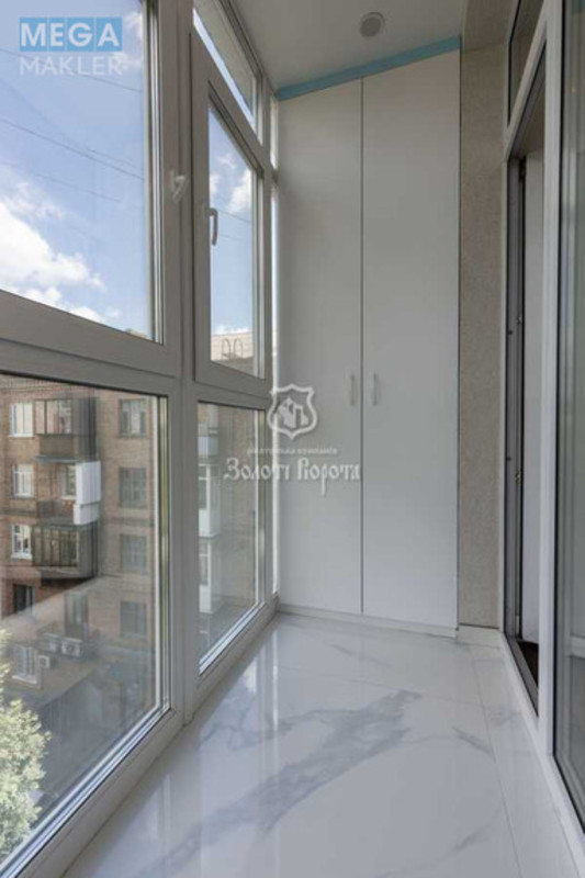 Продаж 3 кімнатної квартири (75/51/8), 5 пов. 5 пов. будинку, <a class="location-link" href="/kiev/" title="Недвижимость Київ">Київ</a>, <a class="location-link" href="/kiev/shevchenkovskij/" title="Недвижимость Шевченківський район">Шевченківський р-н</a>, Юрія Іллєнка вул., 22 (изображение 9)