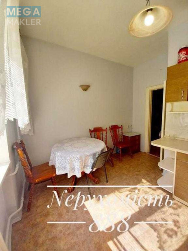 Продаж 3 кімнатної квартири (80,6/48,5/10,5), 4 пов. 5 пов. будинку, <a class="location-link" href="/kiev/" title="Недвижимость Київ">Київ</a>, <a class="location-link" href="/kiev/pecherskij/" title="Недвижимость Печерський район">Печерський р-н</a>, Лесі Українки бульв., 6 (изображение 3)