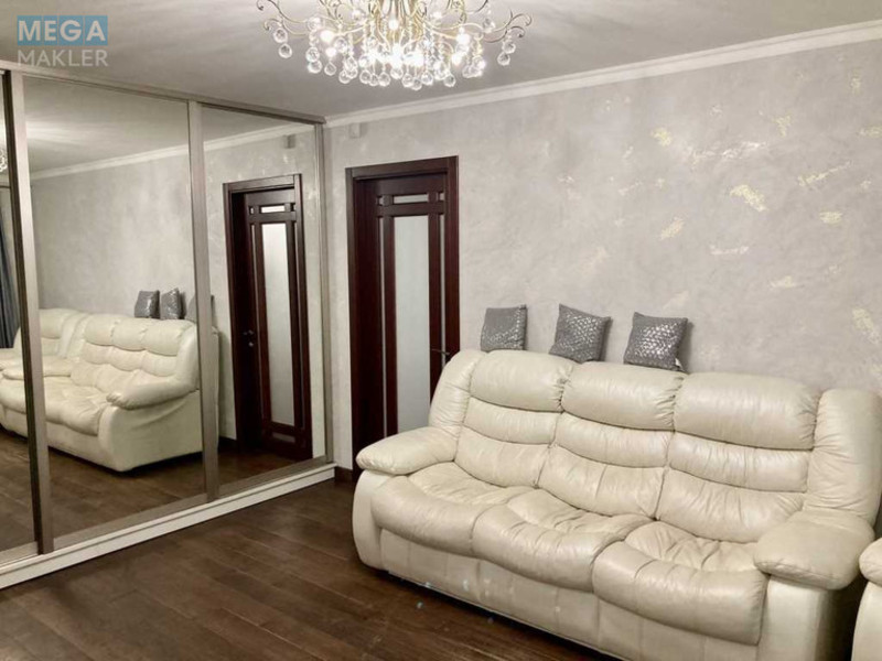 Продаж 2 кімнатної квартири (45/?/6), 3 пов. 5 пов. будинку, <a class="location-link" href="/kiev/" title="Недвижимость Київ">Київ</a>, <a class="location-link" href="/kiev/shevchenkovskij/" title="Недвижимость Шевченківський район">Шевченківський р-н</a>, Бориса Житкова вул., 3 (изображение 5)