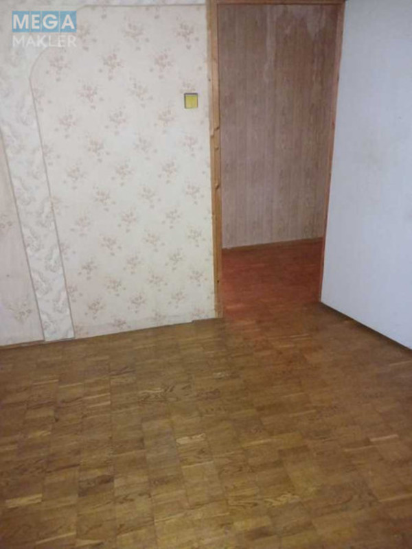 Продаж 3 кімнатної квартири (60/42/7), 1 пов. 9 пов. будинку, <a class="location-link" href="/kiev/" title="Недвижимость Київ">Київ</a>, <a class="location-link" href="/kiev/desnyanskij/" title="Недвижимость Деснянський район">Деснянський р-н</a>, Лісовий просп. (изображение 7)