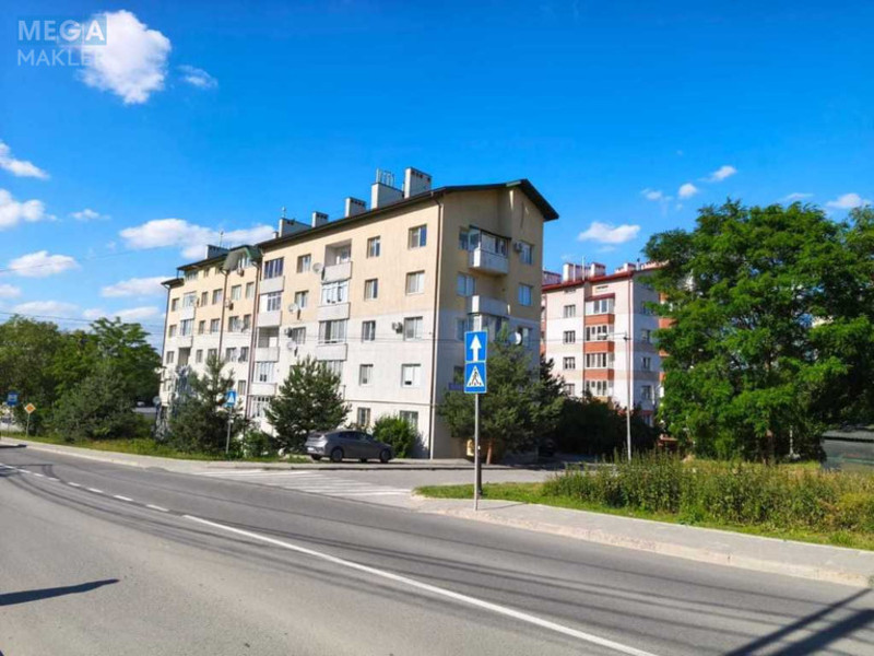 Новобудова, 6 поверхів, <a class="location-link" href="/vinniki/" title="Недвижимость Винники">Винники</a>, Івасюка (изображение 2)