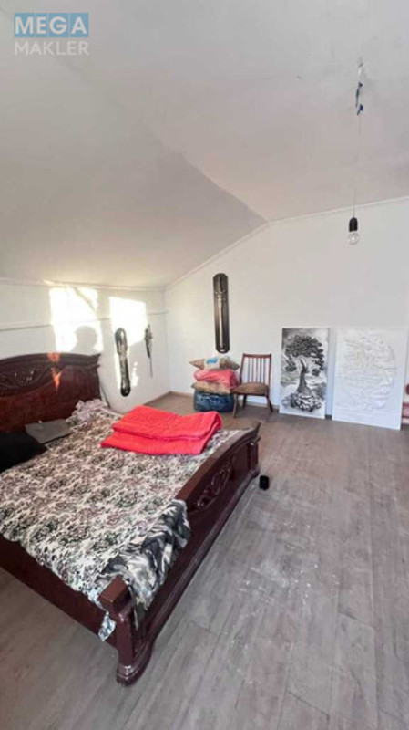 Продаж дома, 2&nbsp;поверху, 180&nbsp;кв.м, 5&nbsp;кімнат, ділянка 1&nbsp;сотка, <a class="location-link" href="/lviv/" title="Недвижимость Львів">Львів</a>, <a class="location-link" href="/lviv/lychakovskij/" title="Недвижимость Личаківський район">Личаківський р-н</a>, Новознесенська, 44 (изображение 4)