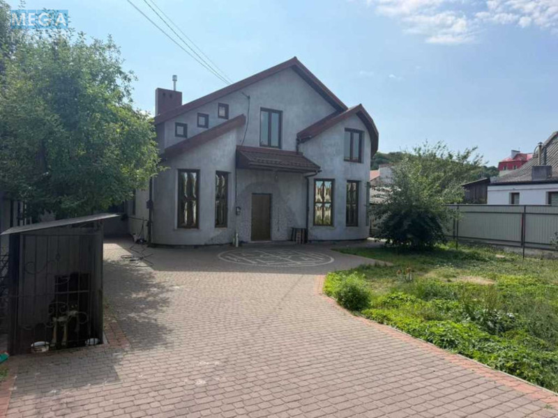 Продаж дома, 2&nbsp;поверху, 280&nbsp;кв.м, 4&nbsp;кімнати, ділянка 6,50&nbsp;соток, <a class="location-link" href="/lviv/" title="Недвижимость Львів">Львів</a>, <a class="location-link" href="/lviv/shevchenkovskij/" title="Недвижимость Шевченківський район">Шевченківський р-н</a>, Варшавська (изображение 2)