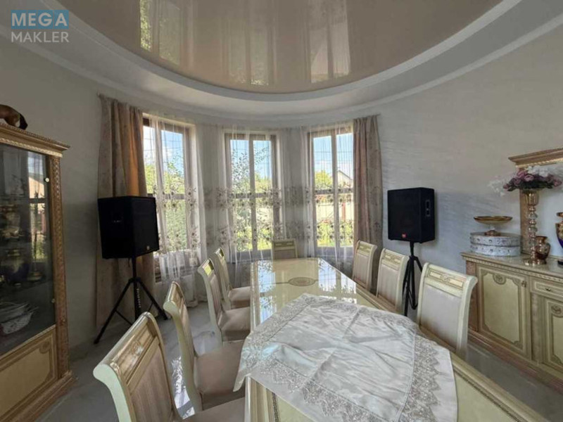 Продаж дома, 2&nbsp;поверху, 280&nbsp;кв.м, 4&nbsp;кімнати, ділянка 6,50&nbsp;соток, <a class="location-link" href="/lviv/" title="Недвижимость Львів">Львів</a>, <a class="location-link" href="/lviv/shevchenkovskij/" title="Недвижимость Шевченківський район">Шевченківський р-н</a>, Варшавська (изображение 5)