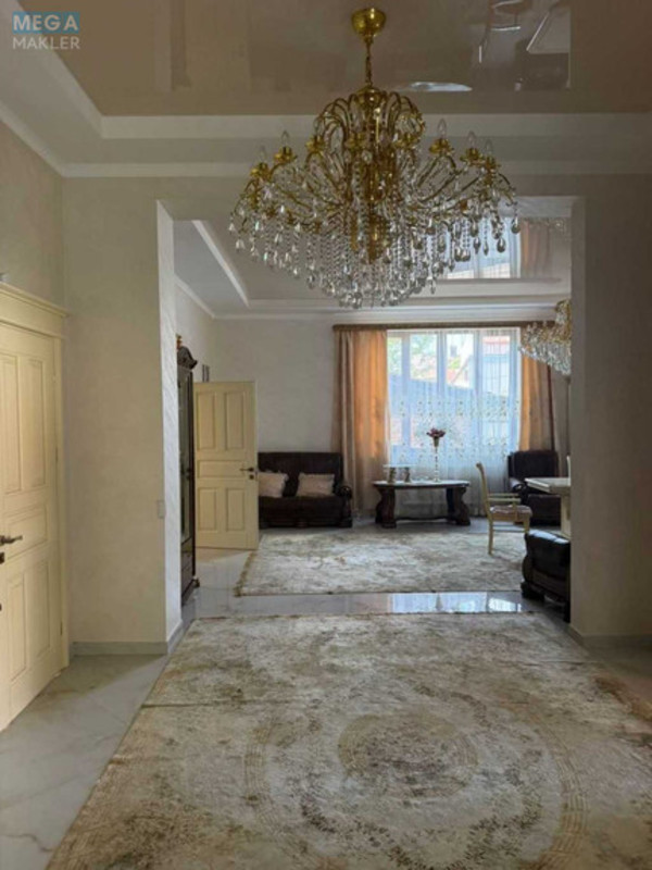 Продаж дома, 2&nbsp;поверху, 280&nbsp;кв.м, 4&nbsp;кімнати, ділянка 6,50&nbsp;соток, <a class="location-link" href="/lviv/" title="Недвижимость Львів">Львів</a>, <a class="location-link" href="/lviv/shevchenkovskij/" title="Недвижимость Шевченківський район">Шевченківський р-н</a>, Варшавська (изображение 14)