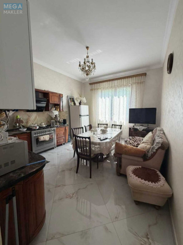 Продаж дома, 2&nbsp;поверху, 280&nbsp;кв.м, 4&nbsp;кімнати, ділянка 6,50&nbsp;соток, <a class="location-link" href="/lviv/" title="Недвижимость Львів">Львів</a>, <a class="location-link" href="/lviv/shevchenkovskij/" title="Недвижимость Шевченківський район">Шевченківський р-н</a>, Варшавська (изображение 17)