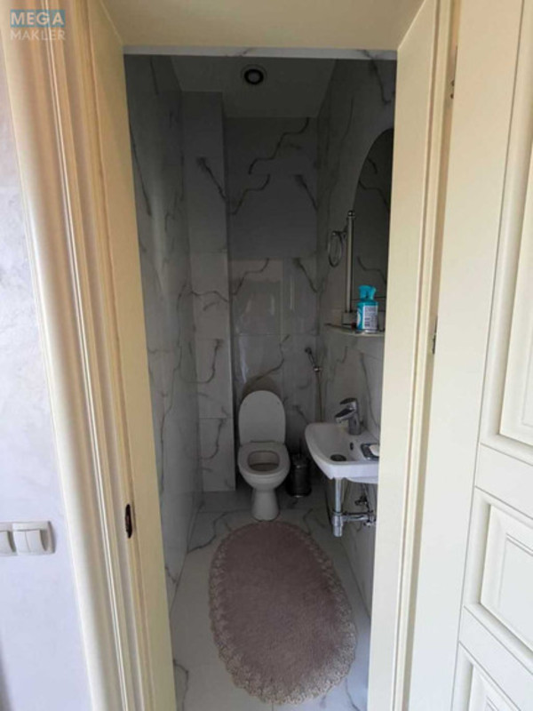 Продаж дома, 2&nbsp;поверху, 280&nbsp;кв.м, 4&nbsp;кімнати, ділянка 6,50&nbsp;соток, <a class="location-link" href="/lviv/" title="Недвижимость Львів">Львів</a>, <a class="location-link" href="/lviv/shevchenkovskij/" title="Недвижимость Шевченківський район">Шевченківський р-н</a>, Варшавська (изображение 21)