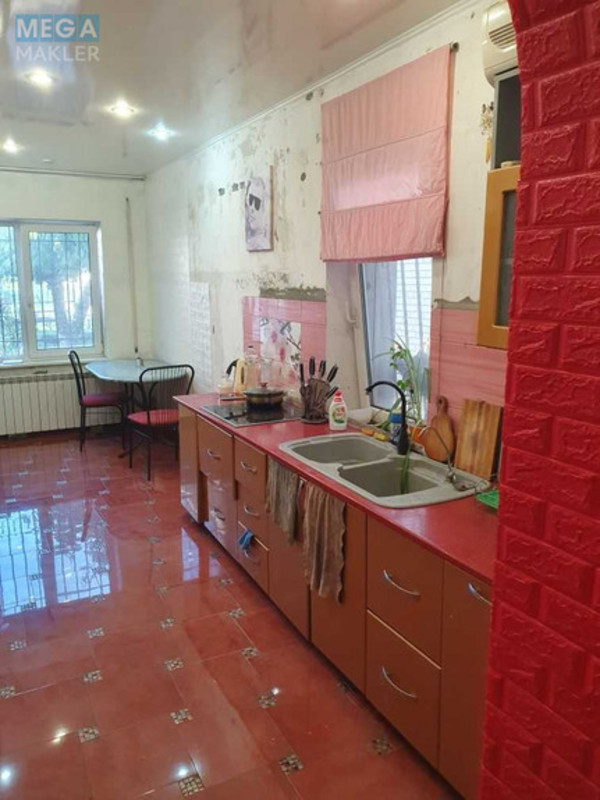 Продаж дома, 1&nbsp; поверх, 82&nbsp;кв.м, 4&nbsp;кімнати, ділянка 6&nbsp;соток, <a class="location-link" href="/dnepropetrovsk/" title="Недвижимость Дніпра">Дніпро</a>, Араратская (изображение 2)