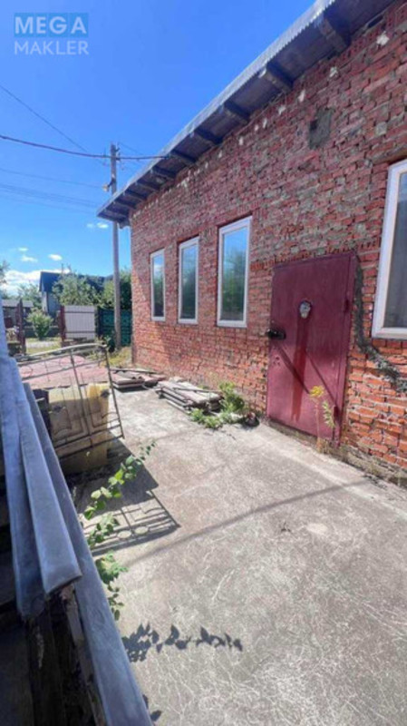 Продаж дома, 2&nbsp;поверху, 200&nbsp;кв.м, 5&nbsp;кімнат, ділянка 6&nbsp;соток, <a class="location-link" href="/stryj/" title="Недвижимость Стрий">Стрий</a>, Вітовського (изображение 3)