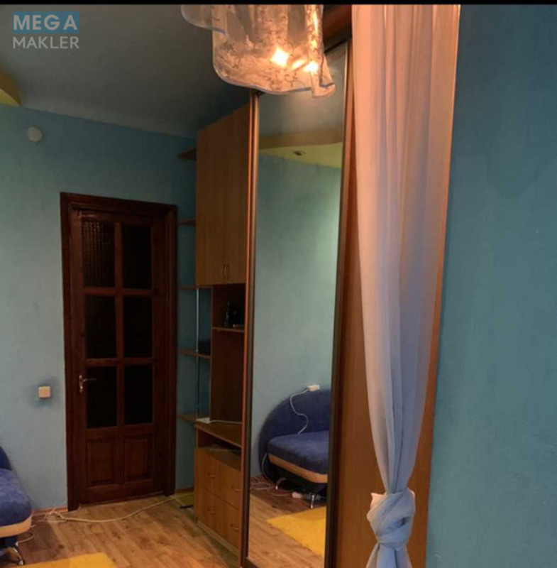 Оренда кімнати (підселення), <a class="location-link" href="/kiev/" title="Недвижимость Київ">Київ</a>, <a class="location-link" href="/kiev/pecherskij/" title="Недвижимость Печерський район">Печерський р-н</a>, Джона Маккейна вул., 18 (изображение 10)