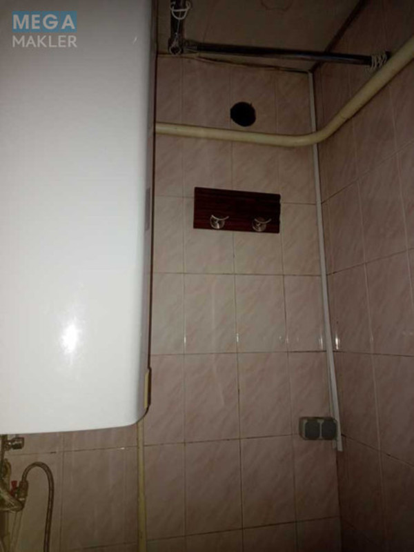 Оренда дома, <a class="location-link" href="/kiev/" title="Недвижимость Київ">Київ</a>, <a class="location-link" href="/kiev/solomenskij/" title="Недвижимость Солом'янський район">Солом'янський р-н</a>, Сигнальная ул., 35 (изображение 8)