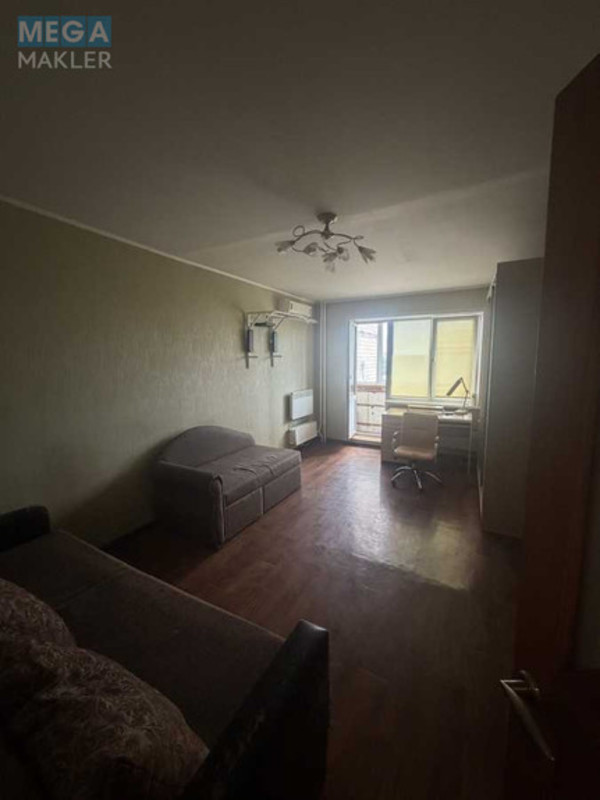 Оренда 1 кімнатної квартири, <a class="location-link" href="/kiev/" title="Недвижимость Київ">Київ</a>, <a class="location-link" href="/kiev/solomenskij/" title="Недвижимость Солом'янський район">Солом'янський р-н</a>, Семенівська вул., 9 (изображение 2)