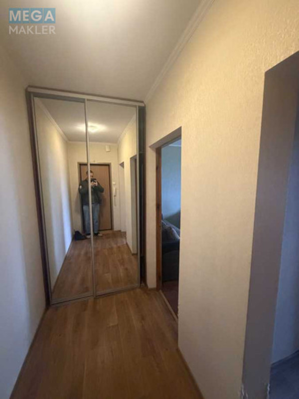 Оренда 1 кімнатної квартири, <a class="location-link" href="/kiev/" title="Недвижимость Київ">Київ</a>, <a class="location-link" href="/kiev/solomenskij/" title="Недвижимость Солом'янський район">Солом'янський р-н</a>, Семенівська вул., 9 (изображение 8)