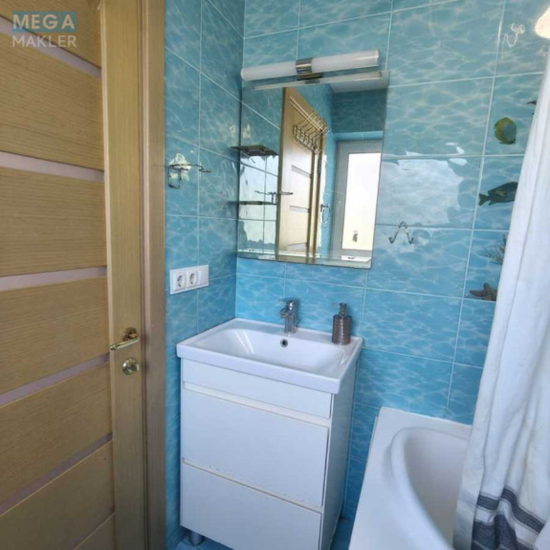 Продаж дома, 1&nbsp; поверх, 100&nbsp;кв.м, 3&nbsp;кімнати, ділянка 7&nbsp;соток, <a class="location-link" href="/kiev/" title="Недвижимость Київ">Київ</a>, <a class="location-link" href="/kiev/desnyanskij/" title="Недвижимость Деснянський район">Деснянський р-н</a>, Кисловодська вул., 16 (изображение 16)