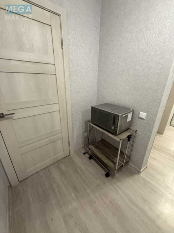 Оренда 1 кімнатної квартири, <a class="location-link" href="/kiev/" title="Недвижимость Київ">Київ</a>, <a class="location-link" href="/kiev/darnickij/" title="Недвижимость Дарницький район">Дарницький р-н</a>, Софьи Русовой ул., 7А (изображение 13)