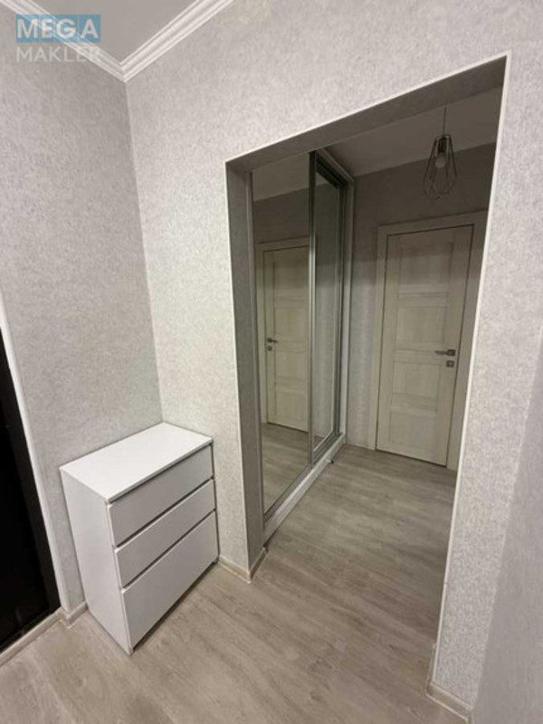 Оренда 1 кімнатної квартири, <a class="location-link" href="/kiev/" title="Недвижимость Київ">Київ</a>, <a class="location-link" href="/kiev/darnickij/" title="Недвижимость Дарницький район">Дарницький р-н</a>, Софьи Русовой ул., 7А (изображение 14)