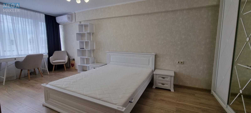 Оренда 1 кімнатної квартири, <a class="location-link" href="/kiev/" title="Недвижимость Київ">Київ</a>, <a class="location-link" href="/kiev/pecherskij/" title="Недвижимость Печерський район">Печерський р-н</a>, Велика Васильківська вул., 124а (изображение 9)