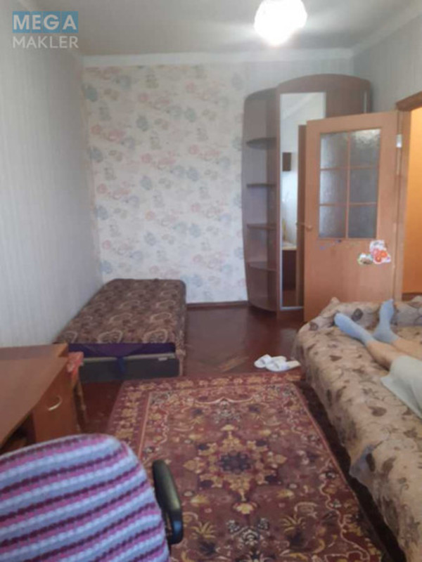 Оренда 1 кімнатної квартири, <a class="location-link" href="/kiev/" title="Недвижимость Київ">Київ</a>, <a class="location-link" href="/kiev/darnickij/" title="Недвижимость Дарницький район">Дарницький р-н</a>, Привокзальна вул., 12 (изображение 2)