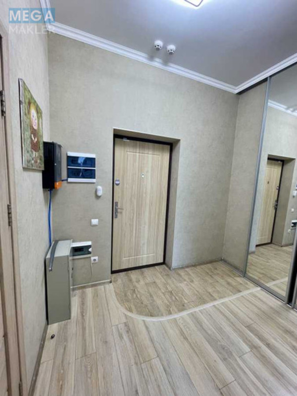Продаж 1 кімнатної квартири (54/22/22), 12 пов. 18 пов. будинку, <a class="location-link" href="/kiev/" title="Недвижимость Київ">Київ</a>, <a class="location-link" href="/kiev/goloseevskij/" title="Недвижимость Голосіївський район">Голосіївський р-н</a>, Демеевская ул., 13 (изображение 7)
